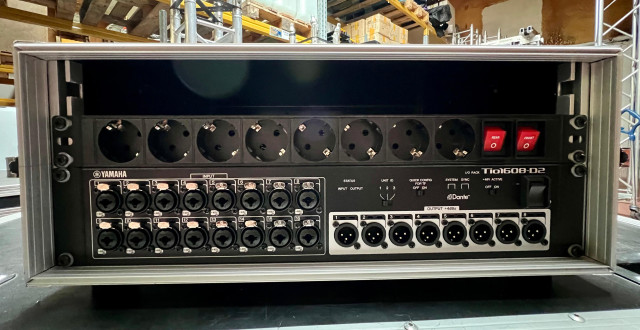 Yamaha Tio 1608D2