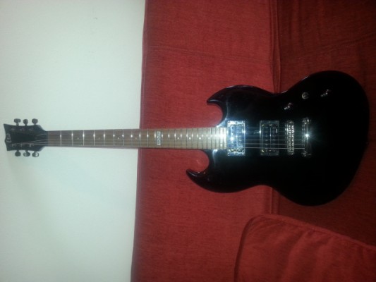 Vendo guitarra ESP LTD Viper-10 BLK