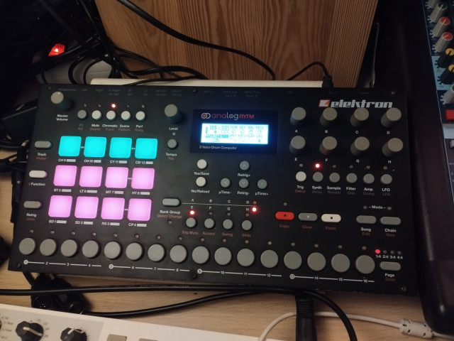 Elektron Analo Rytm mkI