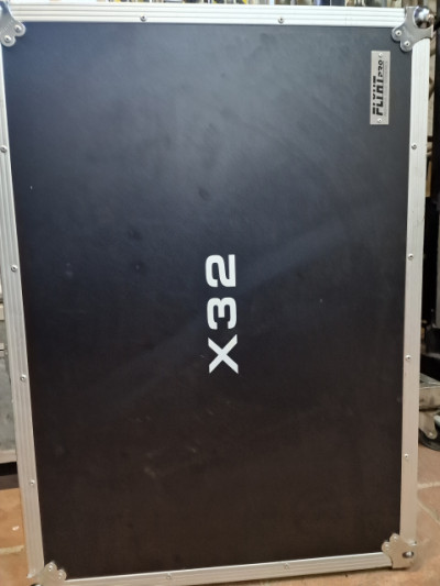 Flightcase Behringer X32