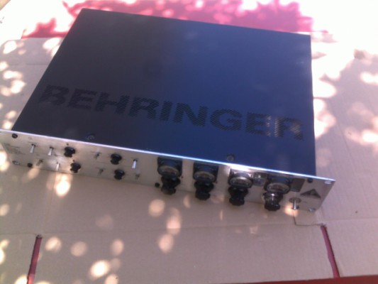 Behringer Ultragain T1953