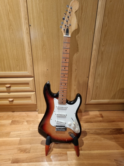 Guitarra Stratocaster Korea