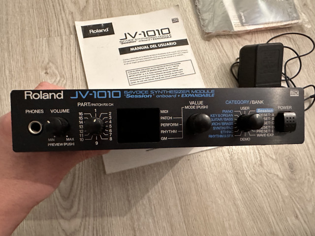 Roland JV-1010 Módulo sintetizador 64 voces