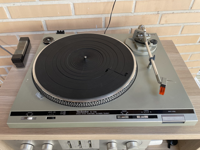 Technics SL D30