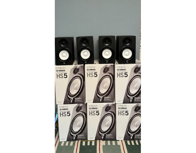 6 Altavoces Yamaha HS5