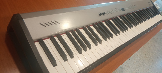 Piano de Escenario Roland FP 2