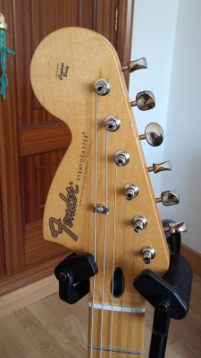 Fender Jimi Hendrix Stratocaster (Envío Incluído)
