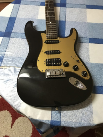 Fender american deluxe stratocaster