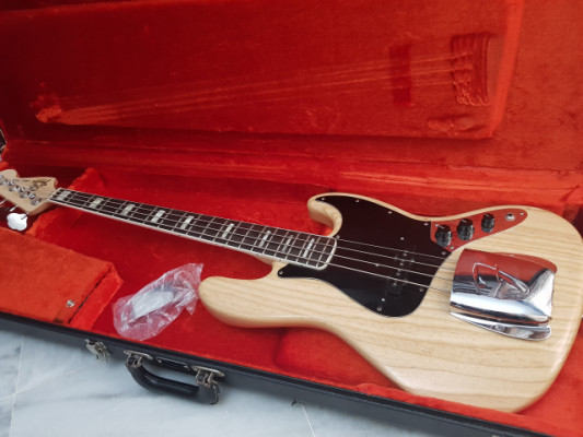 Fender Jazz Bass American Vintage 75' Reissue