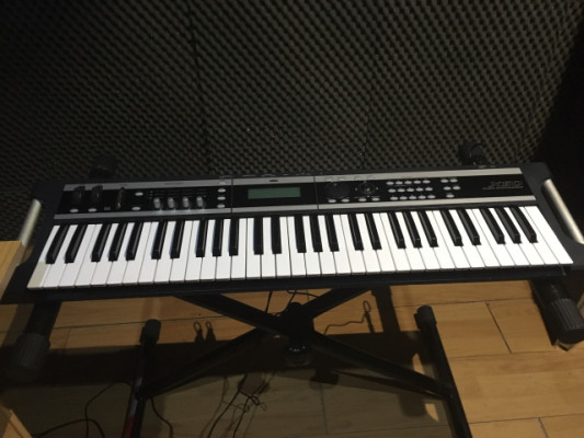 korg x50 sintetizador