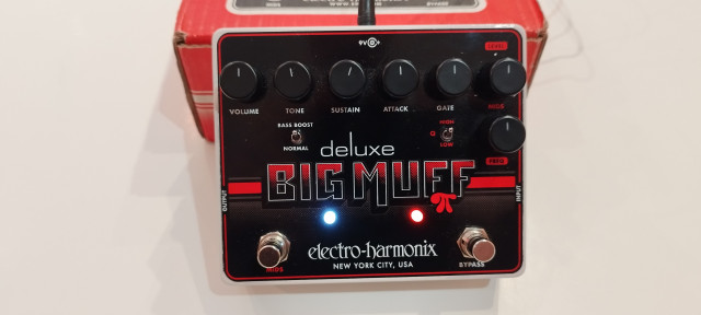 Electro Harmonix Deluxe Big Muff PI