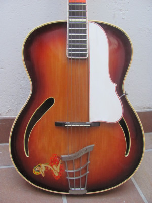 Guitarra de Jazz Höpf, made in Germany