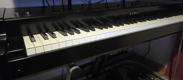 PIANO KAWAI MP11 SE