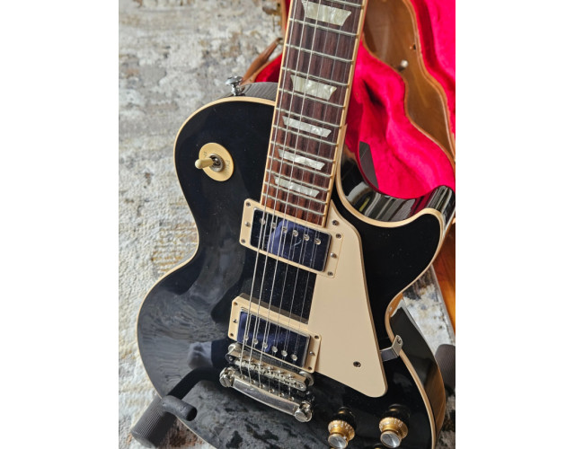 Gibson les paul classic ebony