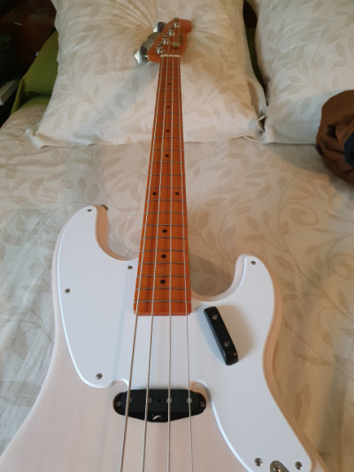 Bajo Squier Classic Vibe 50 Precision Bass