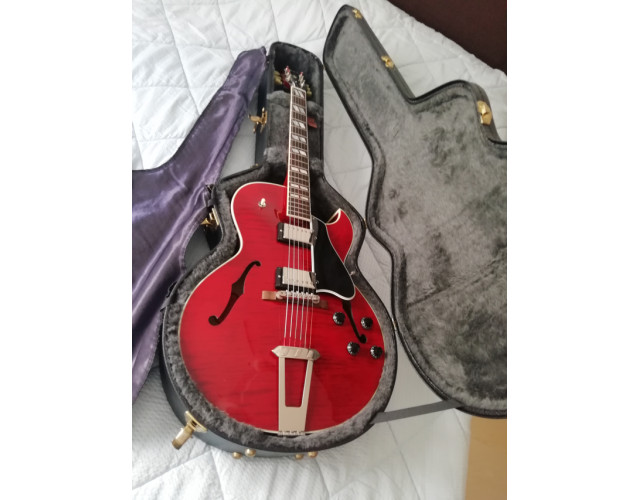 Gibson ES 175 Wine Red