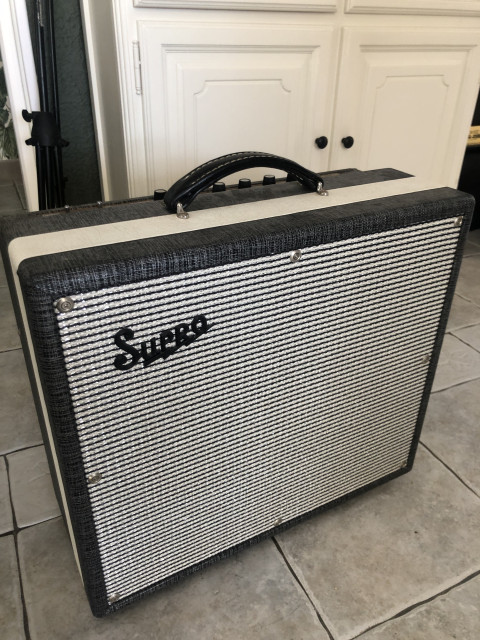 Supro Black Magick 1695T Combo Tremolo