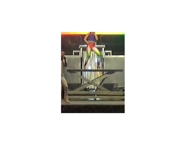 Tarima Elevadora y Escaleras