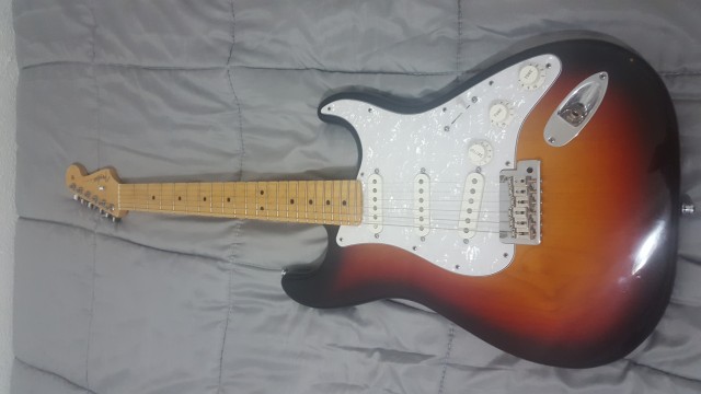 Fender Stratocaster Standar USA **NUEVAS FOTOS**