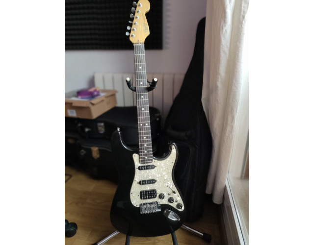 Fender Stratocaster PLUS USA 93-94 Pastillas Lindy Fralin y puente Fishman