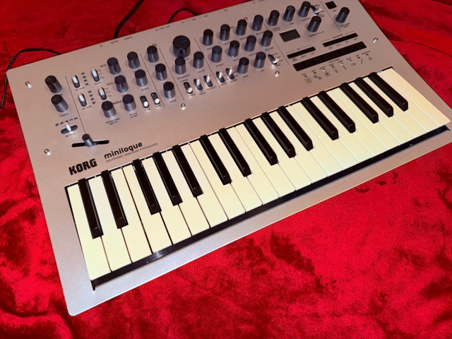 Minilogue og