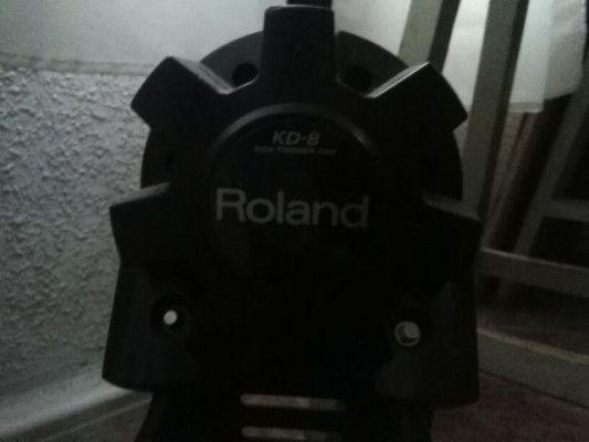 Roland KD-8
