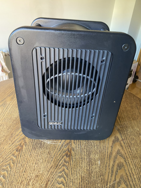 Subwoofer Genelec 7050B