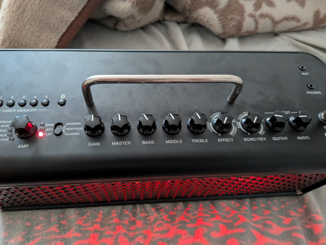 Yamaha THR 30W black (Con G.I.) REBAJON HASTA QUE SE VENDA LO QUE QUIERO