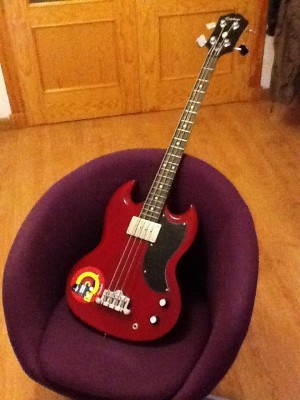 Bajo epiphone