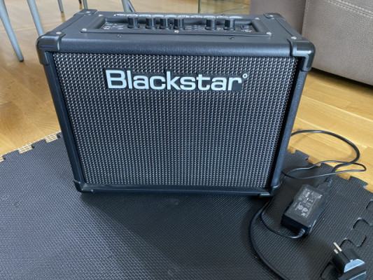 Vendo o cambio Amplificador Blackstar ID CORE 20 v2
