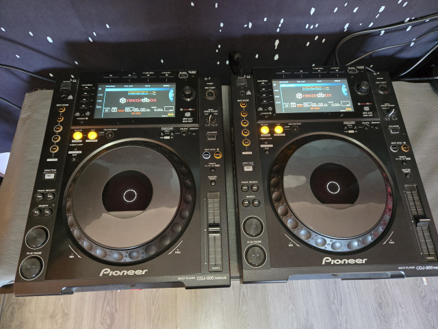 Se vende pareja de CDJs 900 NXS