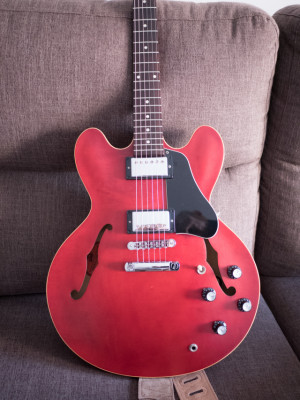Gibson ES-335 2005,satin. (RESERVADA)