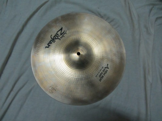 Avedis Zildjian New Beat Hihats 14"