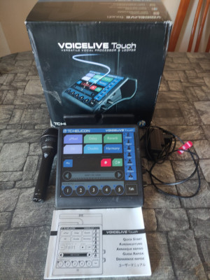 Multiefectos de voz TC-Helicon VoiceLive Touch