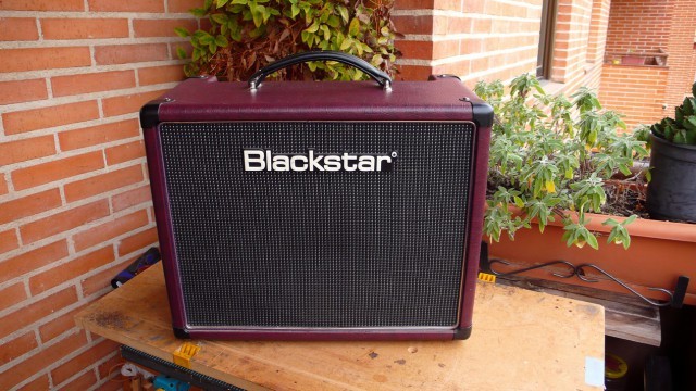 Blackstar HT5 edición limitada en Artisan Red