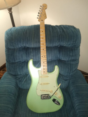 Fender Stratocaster Player LTD edición surf pearl