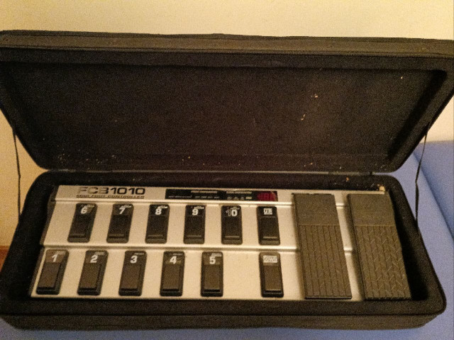 Behringer FCB1010