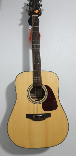 Guitarra acústica TAKAMINE GD10 NS