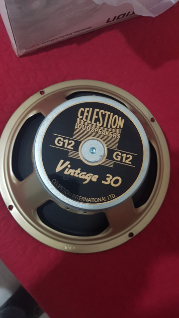 Altavoz Celestion vintage 30 16 ohmios