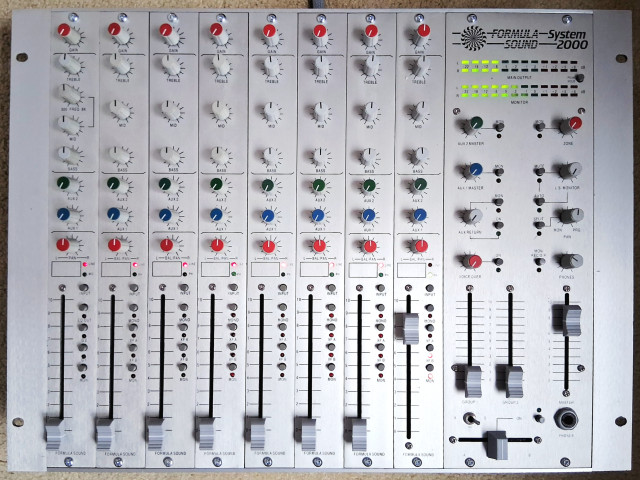 Formula sound system 2000