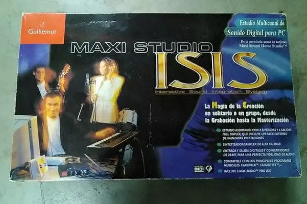 Maxi studio Isis Guillemot