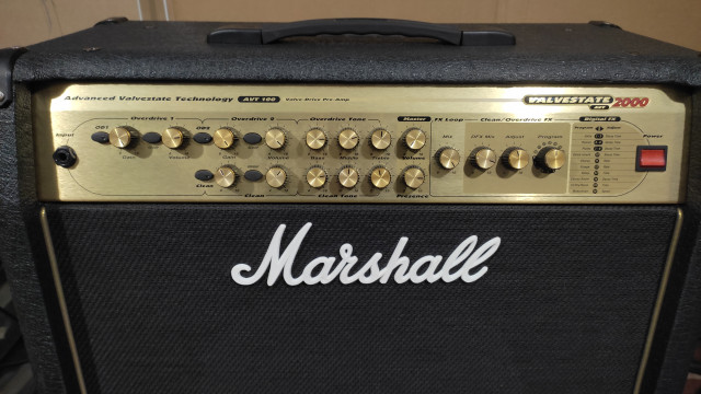 MARSHALL  AVT 100  Valvestate  2000