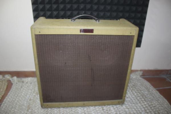 Fender Blues Deville Tweed de 4x10