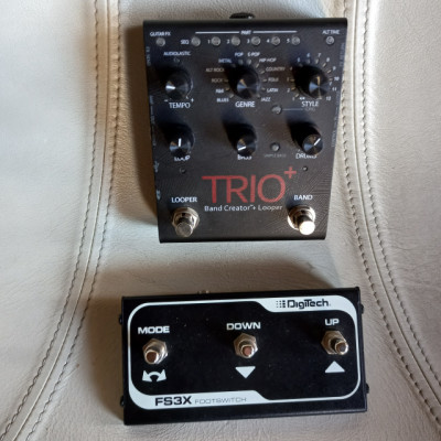 Digitech Trio+ con pedal 3 funciones