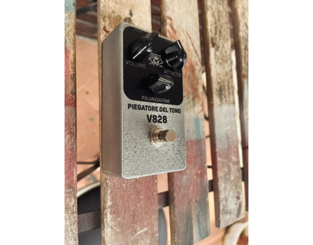Piegatore del tono (Vox Tone Bender V828) PPPC Sound Effects