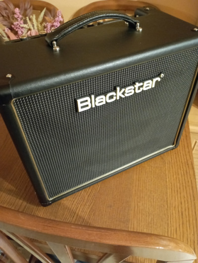 Amplificador de válvulas Blackstar HT5MKI
