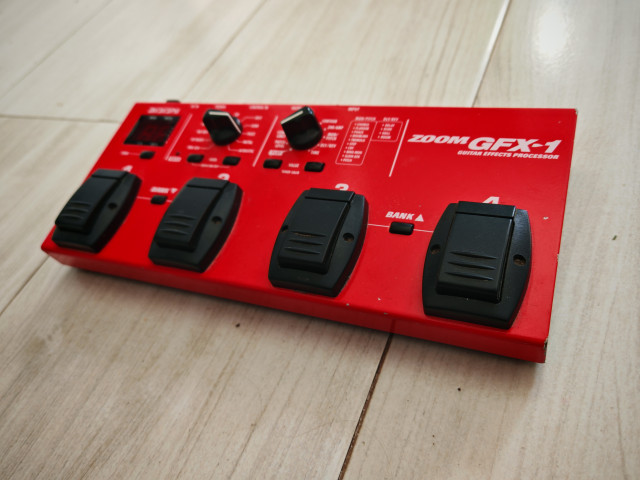 Pedalera multiefectos ZOOM GFX-1 Guitarra