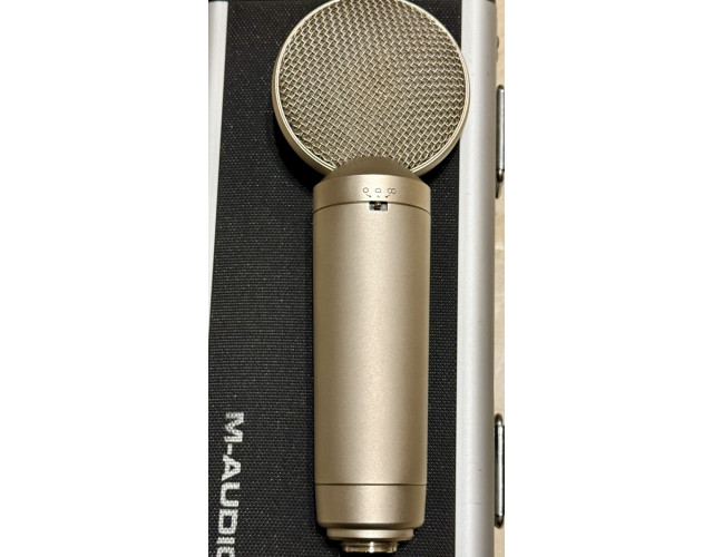 Micrófono M-Audio Solaris, condensador con tres patrones