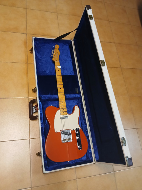 Fender telecaster vintera I 50's fiesta red