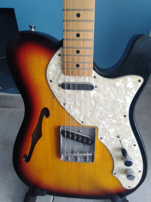 REBAJADA. Fender Telecaster 69 Thinline. 1998